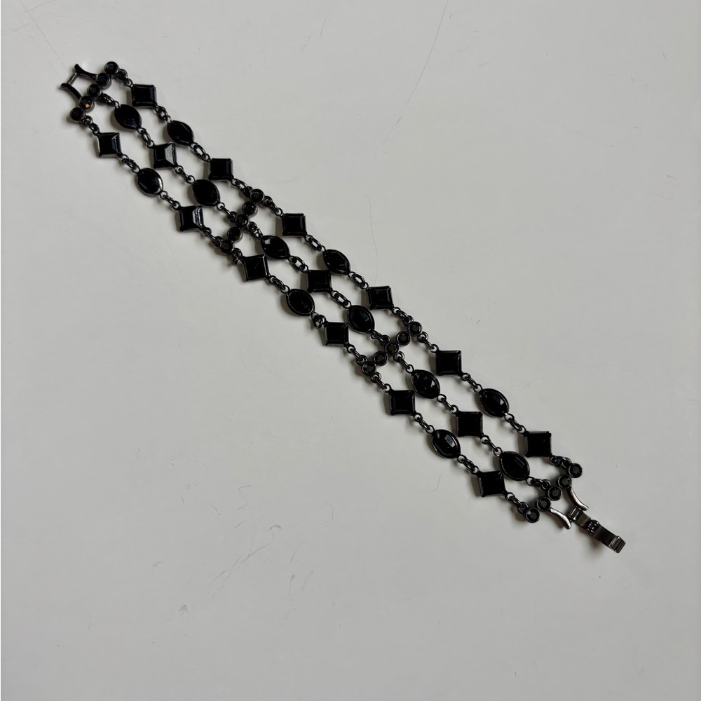 Elegant Black Geometric Bracelet